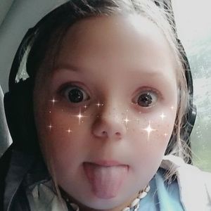 Meet your Posher, Lacy